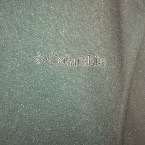 Women’s mint green Columbia Sweater! - Picture 2 of 3